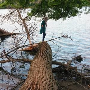 Meet your Posher, Anam